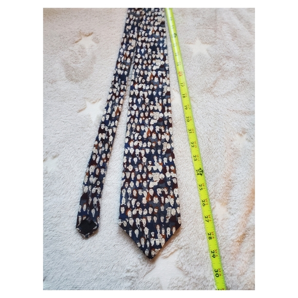 Meusem artifacts handmade silk tie - Picture 4 of 6